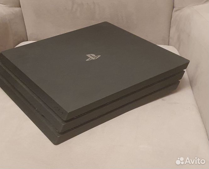 Sony playstation 4 pro 1tb