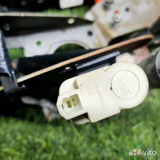 Педаль тормоза для Ford Focus 2