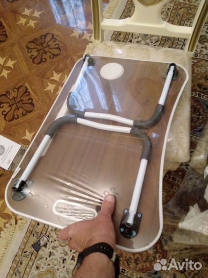 Детский столик