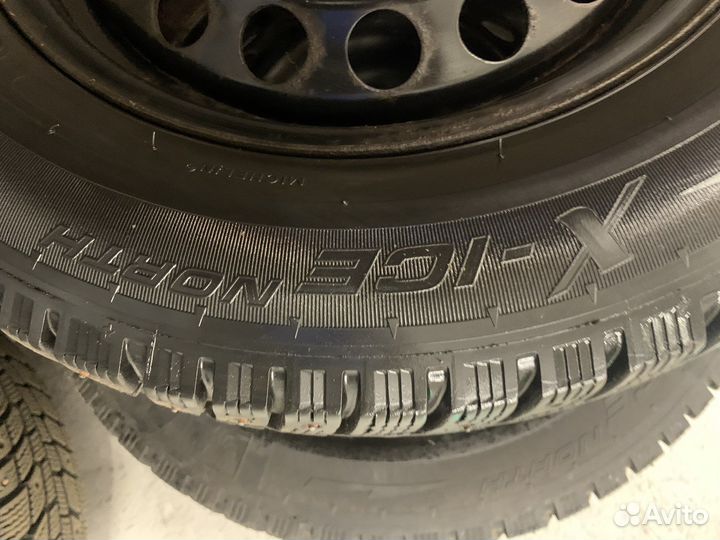Комлект колес зима VW 195/65/15 michelin