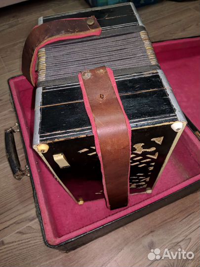 Гармонь нижегородская