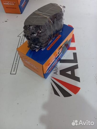 Тормозные колодки на toyota camry 70 передние