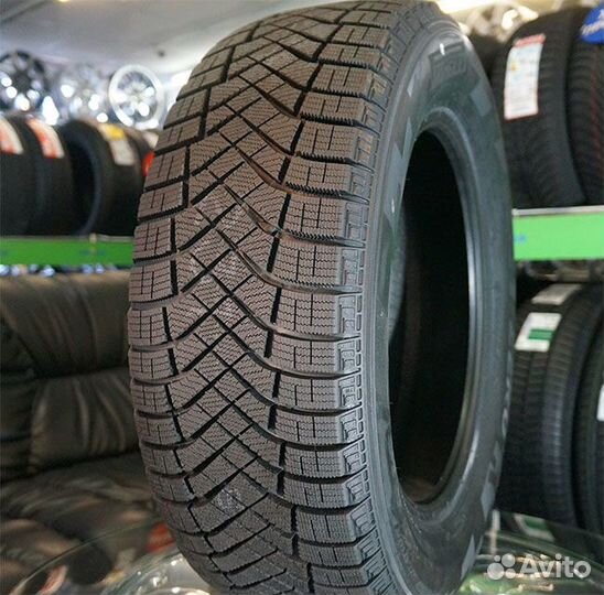 Pirelli Ice Zero FR 235/55 R17 103