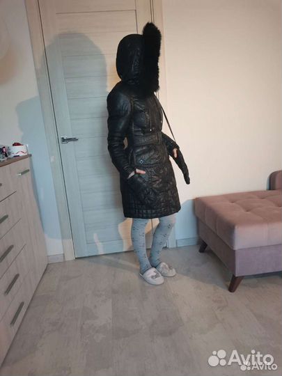 Пуховик зимний женский 42 размер