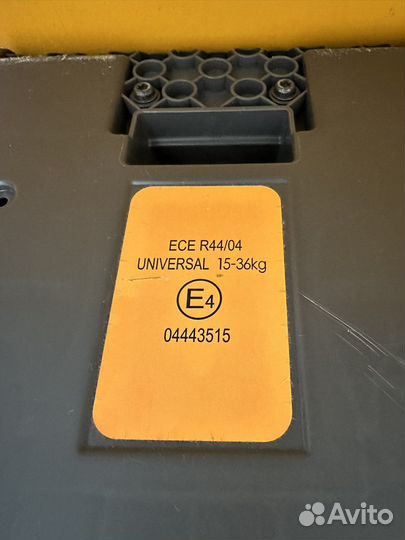 Детское кресло BMW junior от 15 до 36 кг