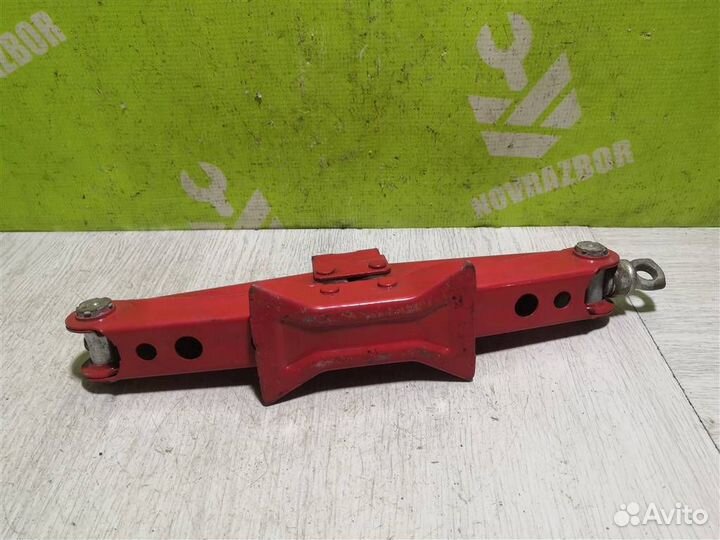 Домкрат Сеат Ибица 4