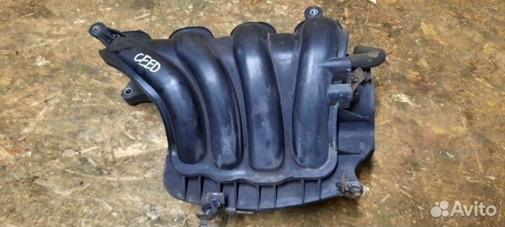 Впускной коллектор Kia Ceed ED G4FC 2011