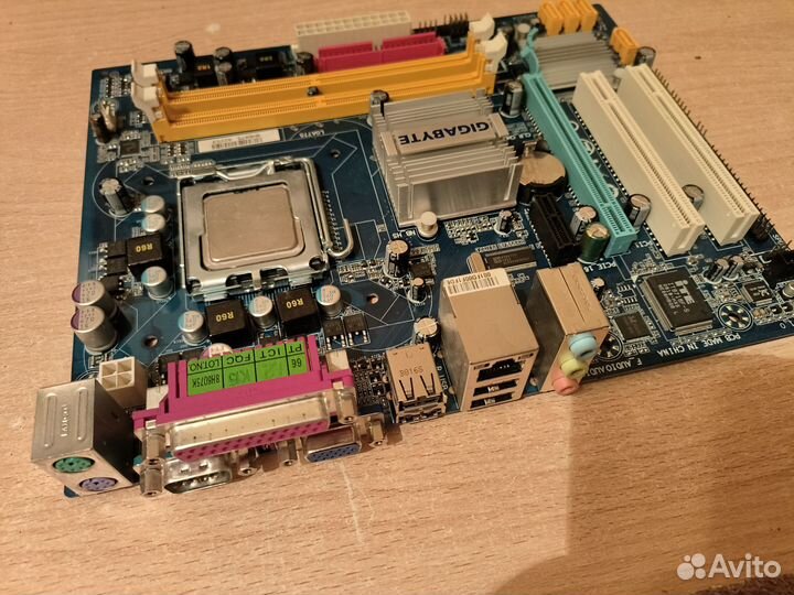 Материнская плата GA-945GCM-S2L, 775 soc