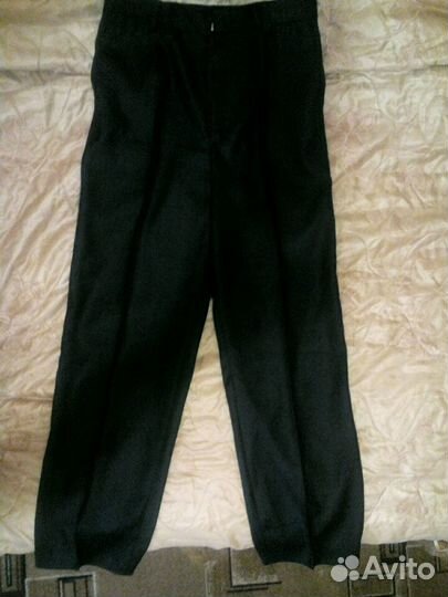 Продам новый костюм 46 размер