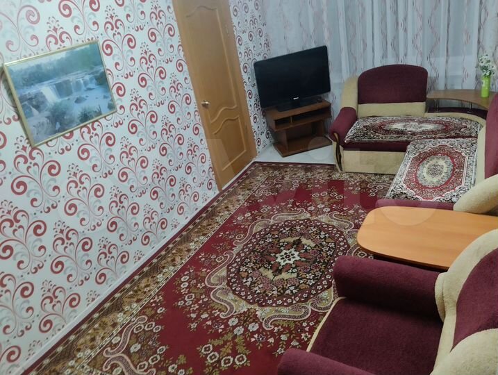 2-к. квартира, 42 м², 1/5 эт.