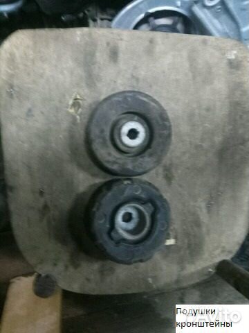 Подушки кронштейны Рено