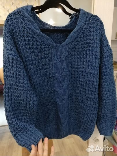 Свитер женский 44 новый
