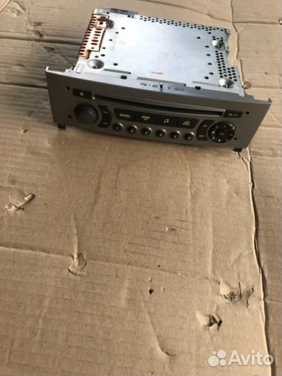 Автомагнитола на пежо 308