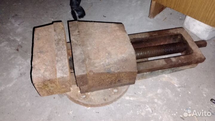 Тиски станочные