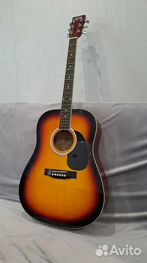 Акустическая гитара
