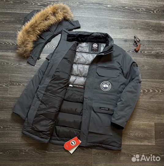 Куртка зимняя Canada Goose