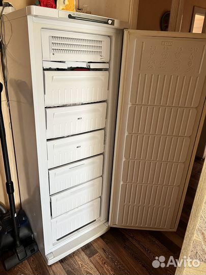 Морозильная камера indesit