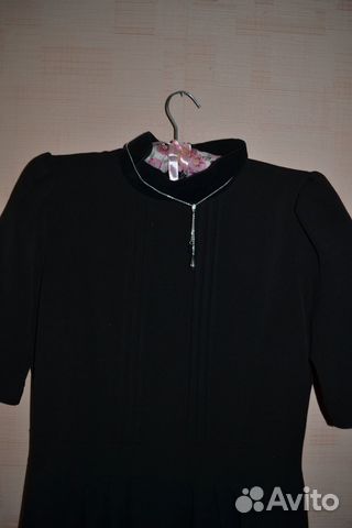 Вечернее черное платье