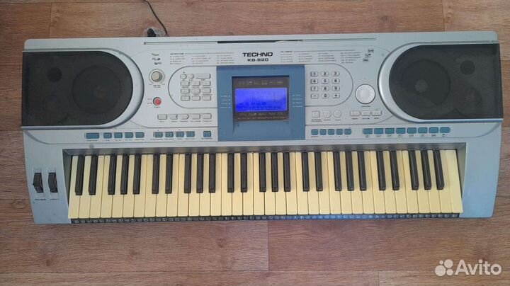 Синтезатор kb-820