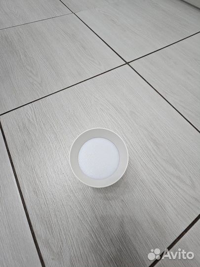 Светильник накладной