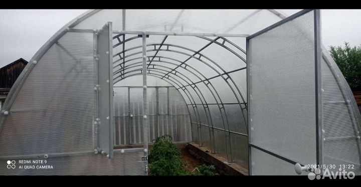 Теплицы от производителя с поликарбонатом