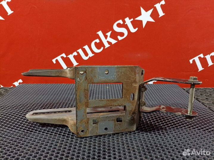 Кронштейн рулевой колонки Daf XF105, Daf XF95