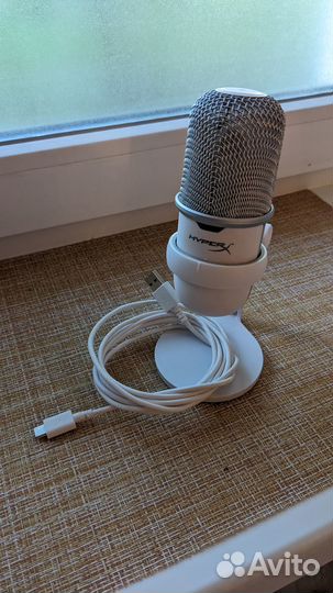 Микрофон HyperX SoloCast белый
