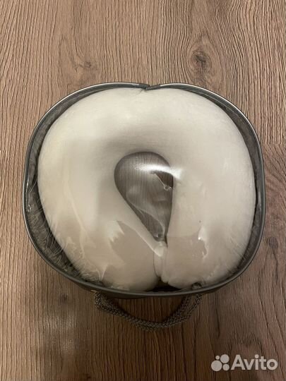 Подушка для путешествий детская