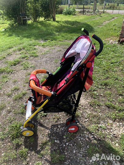 Прогулочная коляска