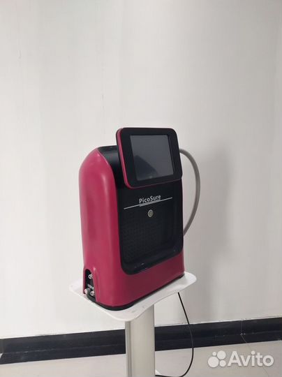 Pico лазер С функцией карборового пиллинга