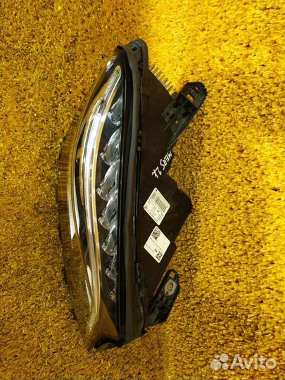 Фара правая Mercedes Gla-Class X156 2013-2017