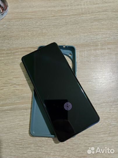 OnePlus 12, 12/256 ГБ