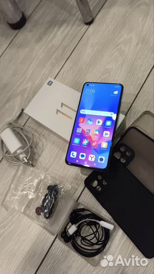 Xiaomi Mi 11 Lite, 8/128 ГБ