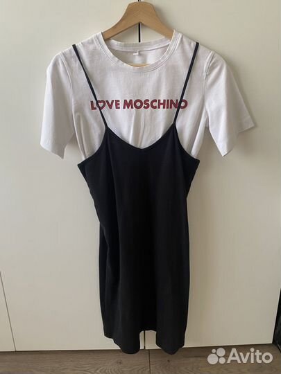 В доставке Сарафан с футболкой Love Moschino S