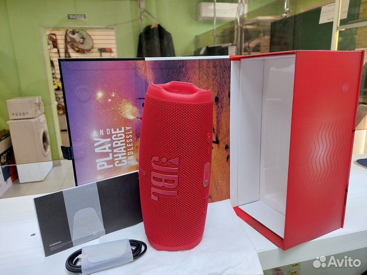 Портативная колонка JBL Charge 5