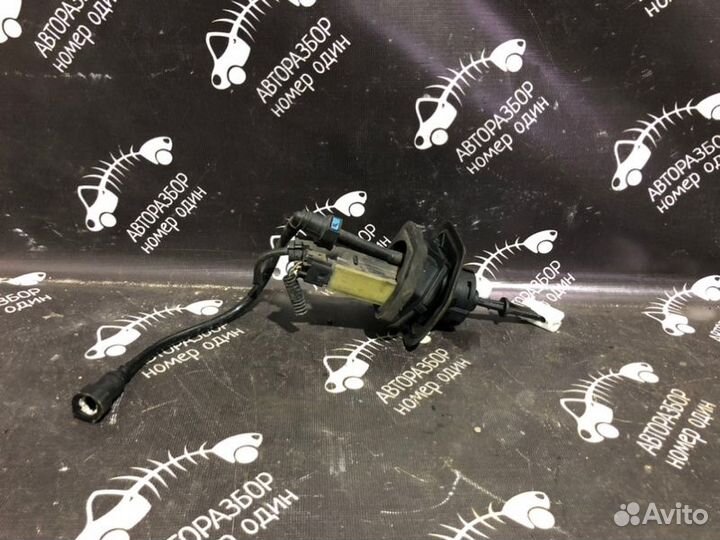 Главный цилиндр сцепления Ford Focus 3 хетчбэк 1