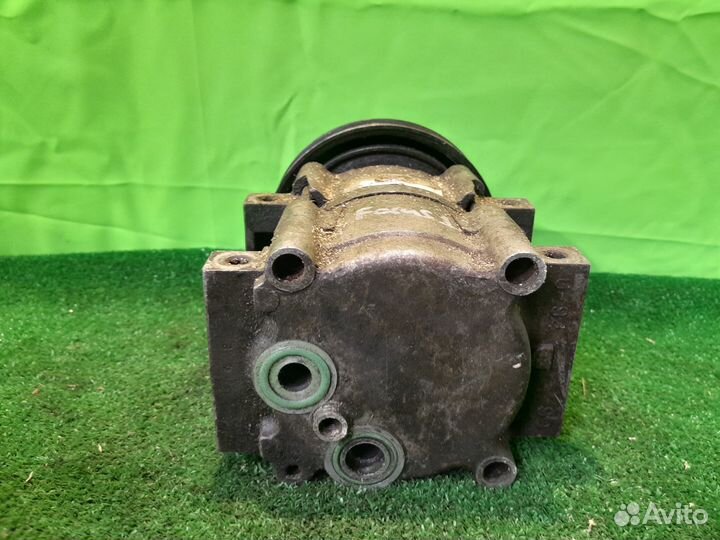 Компрессор кондиционера Ford Focus 1