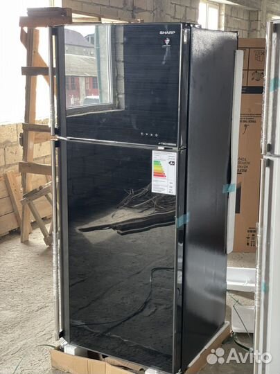 Холодильник sharp