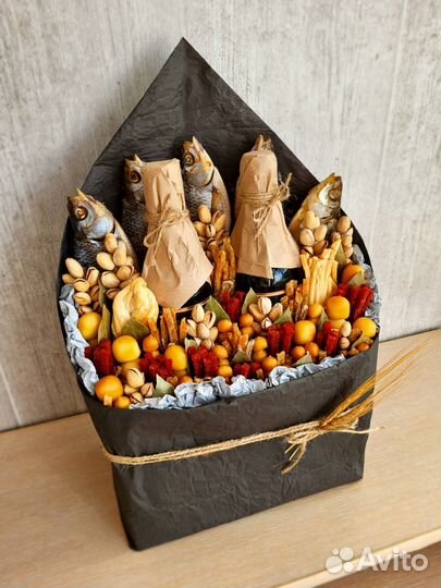 Шикарный мужской букет/подарок на 8 марта