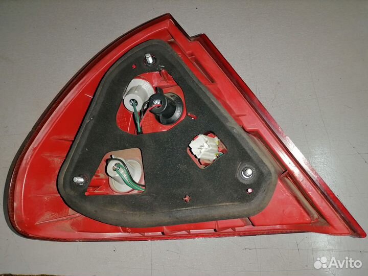 Фонарь (стоп сигнал) задний правый 1714 рестаил/ро