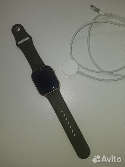 Часы apple watch 4 44 mm