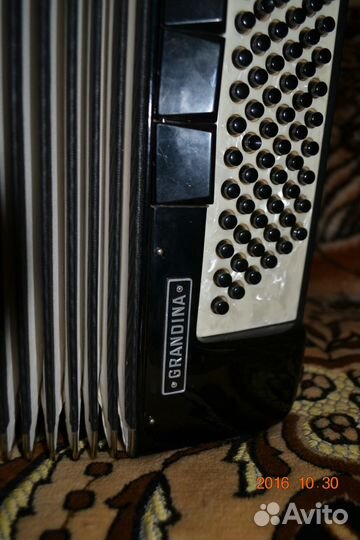 Баян Weltmeister Grandina