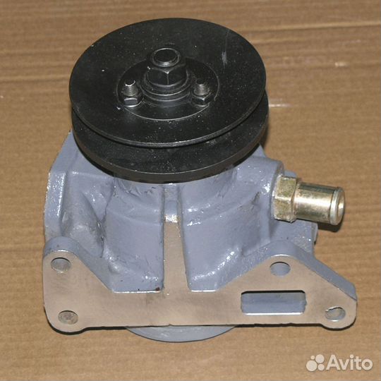 Насос водяной маз-236, 238 (см)