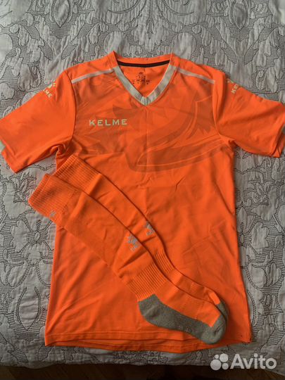 Футболка и гетры футбол kelme 158