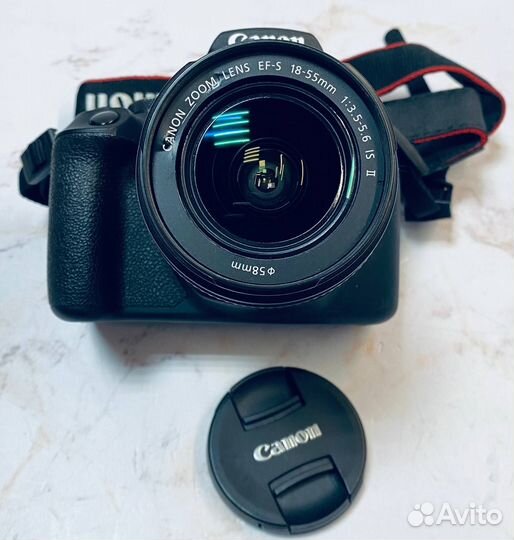 Зеркальный фотоаппарат Canon EOS 2000D Kit EF-S 18