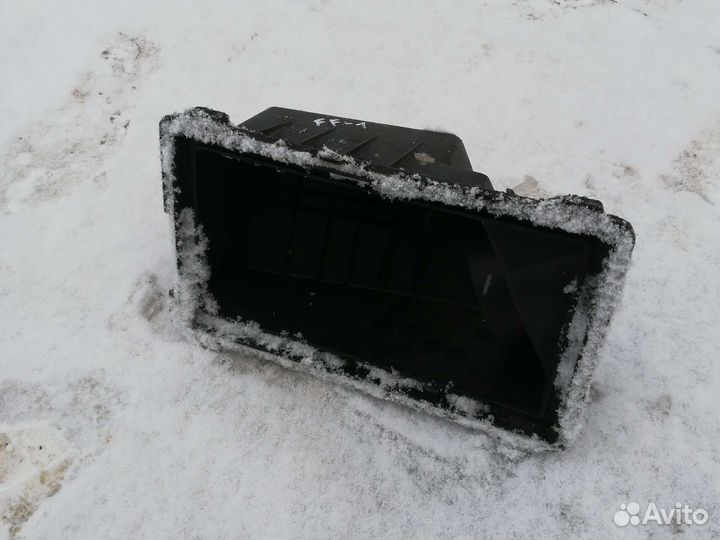 Корпус воздушного фильтра Форд Фокус 1