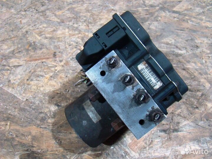 Mazda CX 7 Блок ABS (насос)