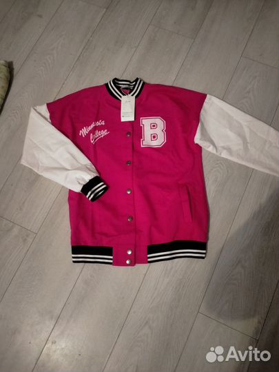 Бомбер,куртки