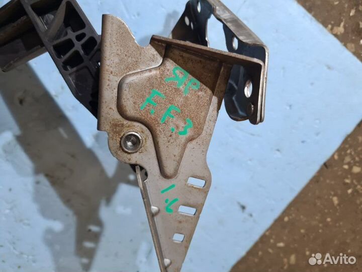 Педаль сцепления Ford Focus 3 1.6 2013