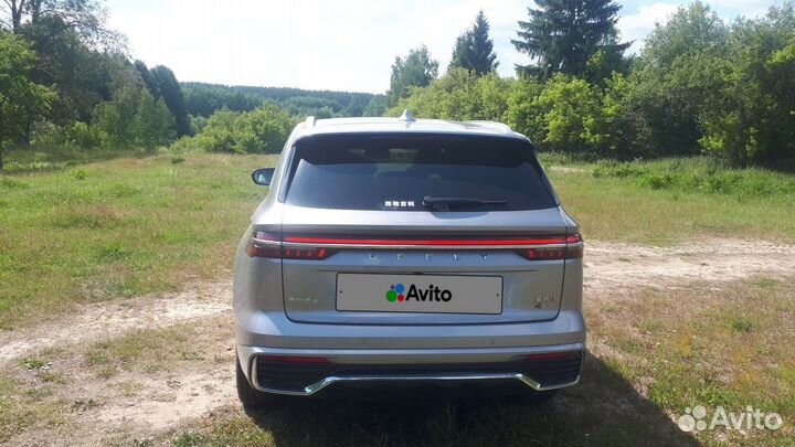 Geely Monjaro 2.0 AT, 2023, 300 км